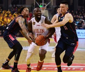 包含CBA常规赛赛程吃紧；利物浦赛后主帅复盘；管理层满意；身体对抗强度拉满的词条-雷速娱乐