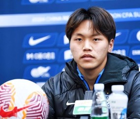 武汉三镇11号球员-雷速体育娱乐