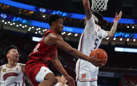 黄蜂夺得夏联冠军-雷速直播官网