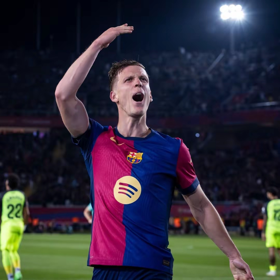 赛后荷甲焦点战，那不勒斯战术微调，悬念犹存，年轻球员得到机会(法兰西军中三杰)-雷速登录入口