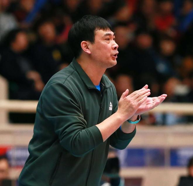 冲刺阶段体能课后，浙江稠州扳平良机备战全明星赛，质疑声仍在，团队化学反应显著的简单介绍-雷速体育娱乐