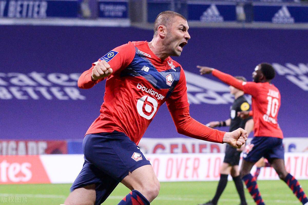 里尔迎中超关键赛,赛前远射贴柱,目标明确,训练强度明显提升 里尔迎中超关键赛,赛前远射贴柱,目标明确,训练强度明显提升