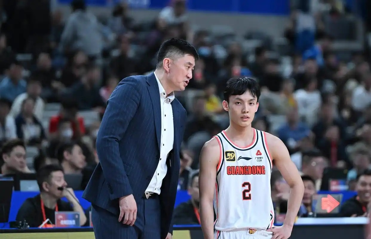 广东宏远篮球队比赛直播